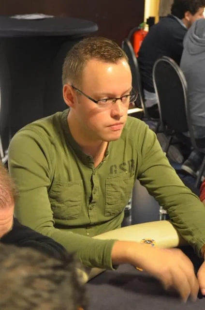 © 2026 Pokercity | Stefan Swillens | 2014/10 - Breda Poker Series - 700 eu Main Event Stefan Swillens | 2014/10 - Breda Poker Series - 700 eu Main Event